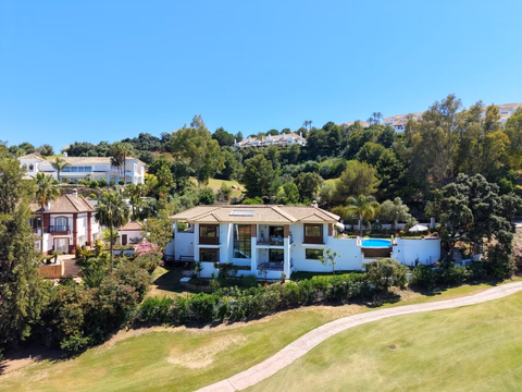 Villa del Lago — Frontline golfvilla i La Cala Resort
