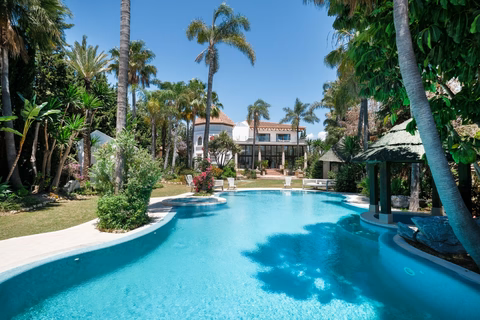 Villa en Atalaya de Río Verde, Marbella — foto 4